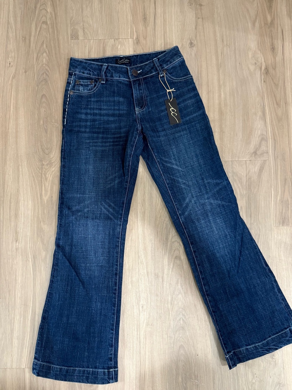 New Dark Wash Wide Leg Jeans - Women's Trouser